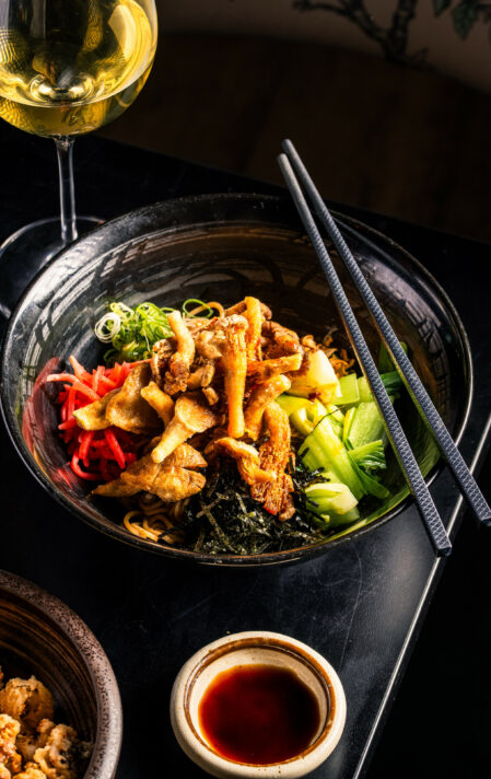 oyster mushroom mazudon (vegan) with udon noodles, spring onion, nori, crispy onion, benishoga & tossed in a rich soy based sauce