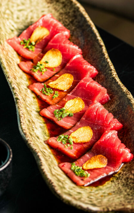 premium bluefin tuna chutoro tataki with ponzu dressing, garlic & chives